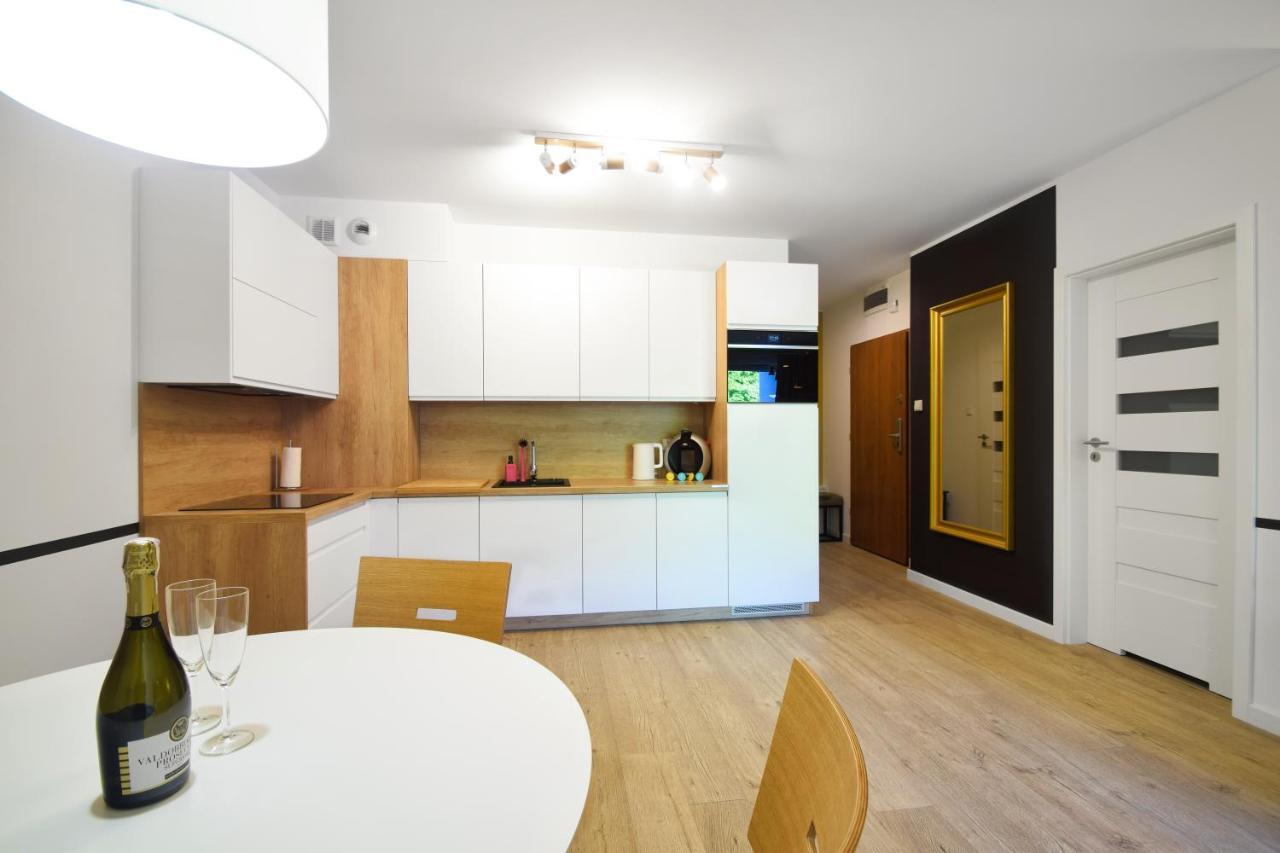 Apartamenty Portowe By Nadmorskie Tarasy C311 Kołobrzeg Exterior foto